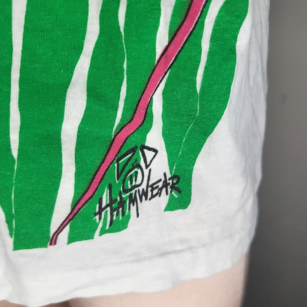 Vintage 90s White Cropped Graphic T-Shirt Green Reeds Orange Fish One Size - Picture 2 of 7